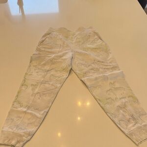 Lululemon light green and light blue women’s jogger pant